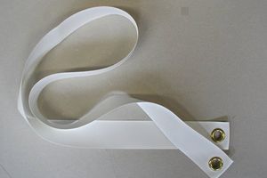 Regulierband aus weißem kunststoffbeschichtetem Nylongewebe