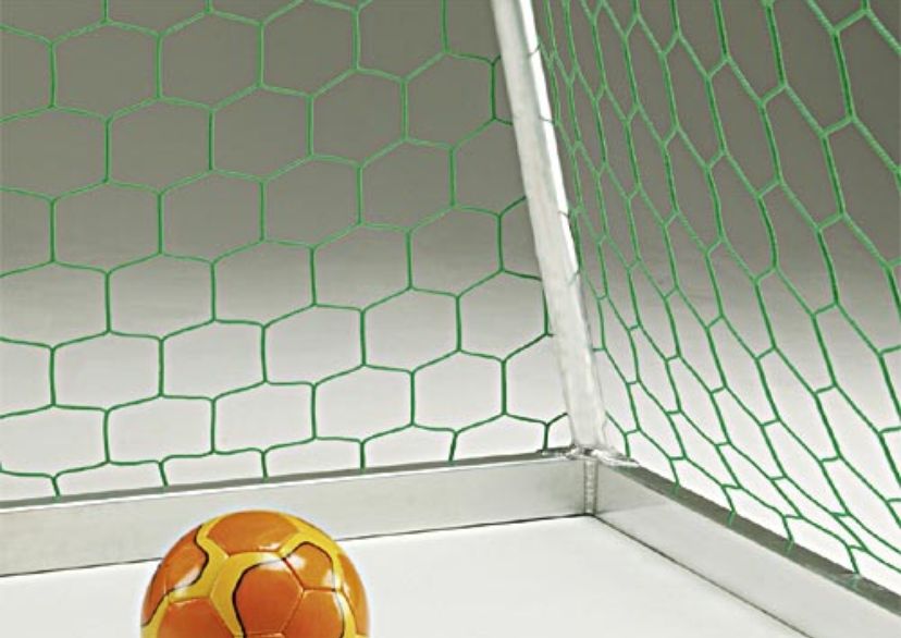 "WM-Fußballtornetz" aus Polypropylen hochfest mit wabenförmigen Maschen