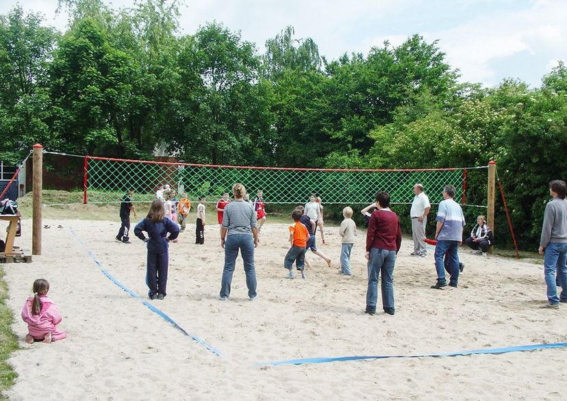 HUCK Volleyballnetz mit Stahlpfosten