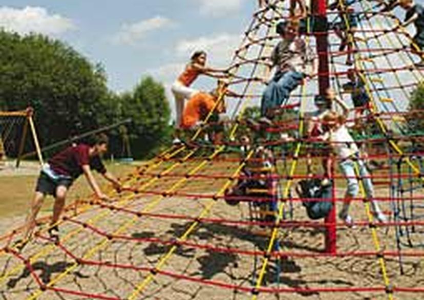 Seilspielgerät Cheops-Pyramide Maxi 